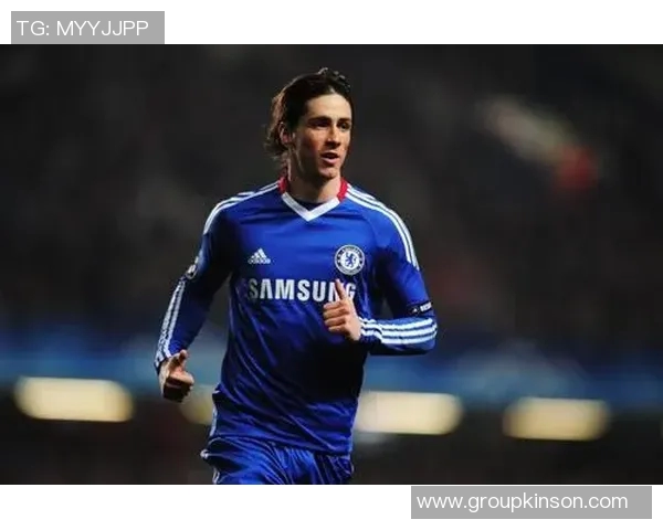 足球明星西装魅力大揭秘如何在场外展现风采与个性